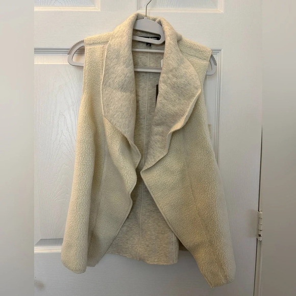 ! Tommy Bahama Reversible Vest Sherpa & Gray Heather - Picture 2 of 5